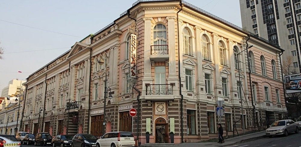 Hotel Versailles Vladivostok Exterior photo